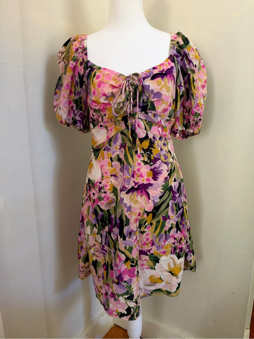 H&M Multicolor Floral Mini Dress Size Small